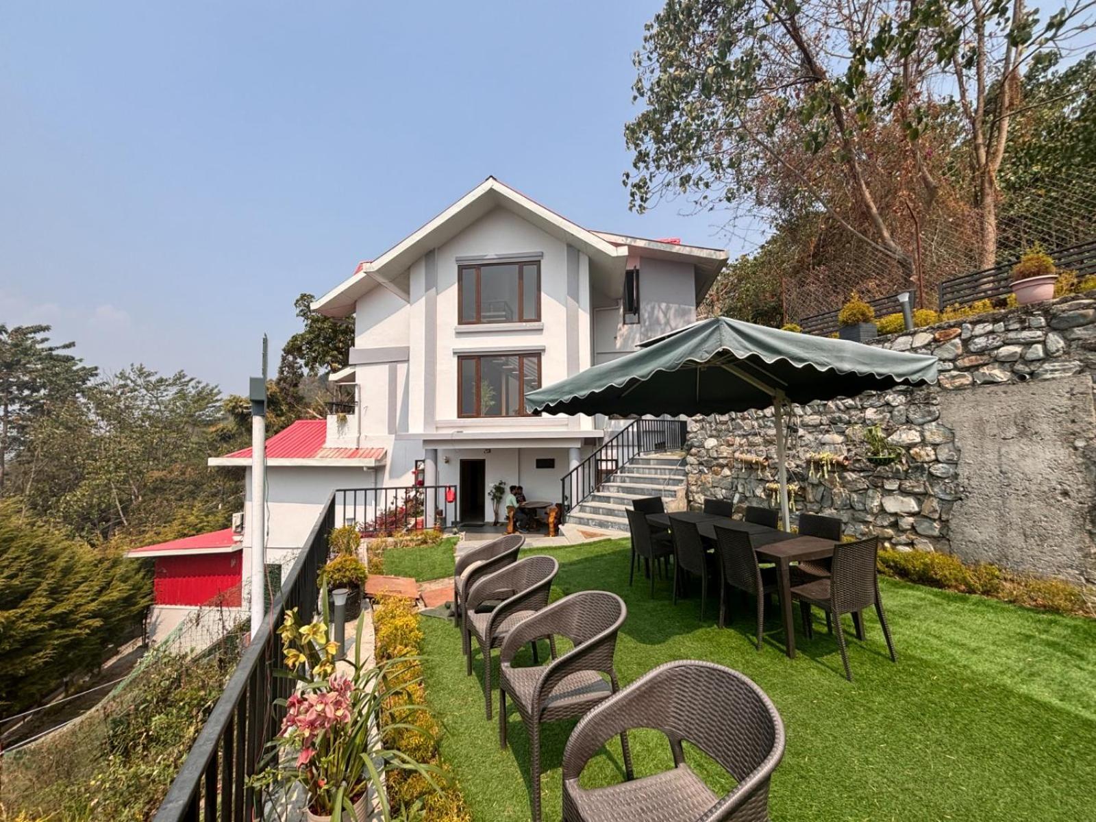 Blue Orchid Premium Hotel Kalimpong Exterior foto