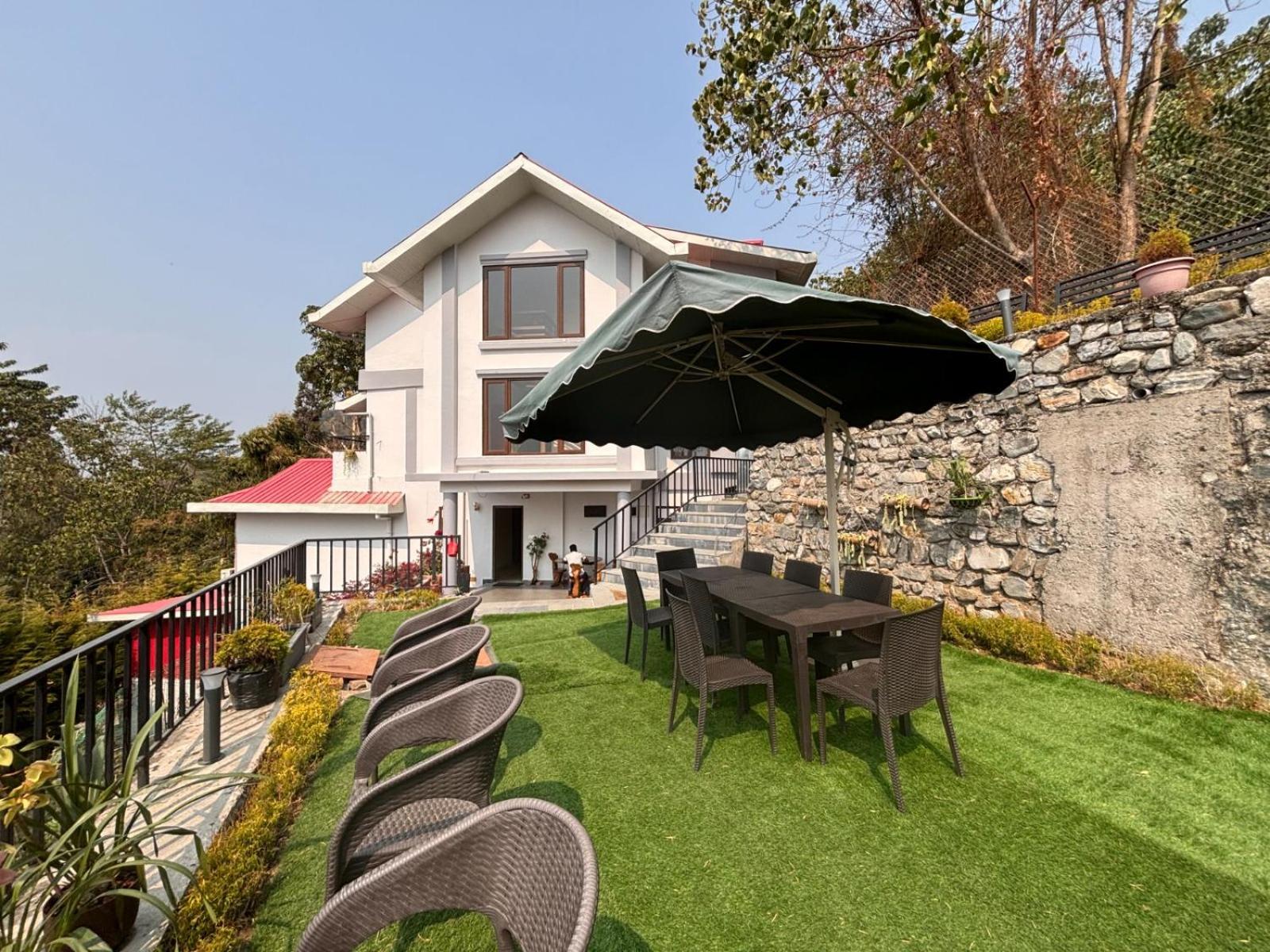 Blue Orchid Premium Hotel Kalimpong Exterior foto